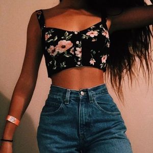 Floral crop top!!